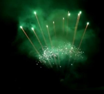 Gold Rain To Green Comet With Green Strobe Mine - Single Row